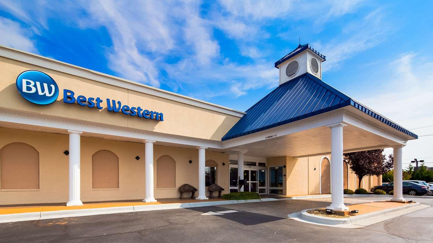 Best Western Greenville Airport Exterior photo