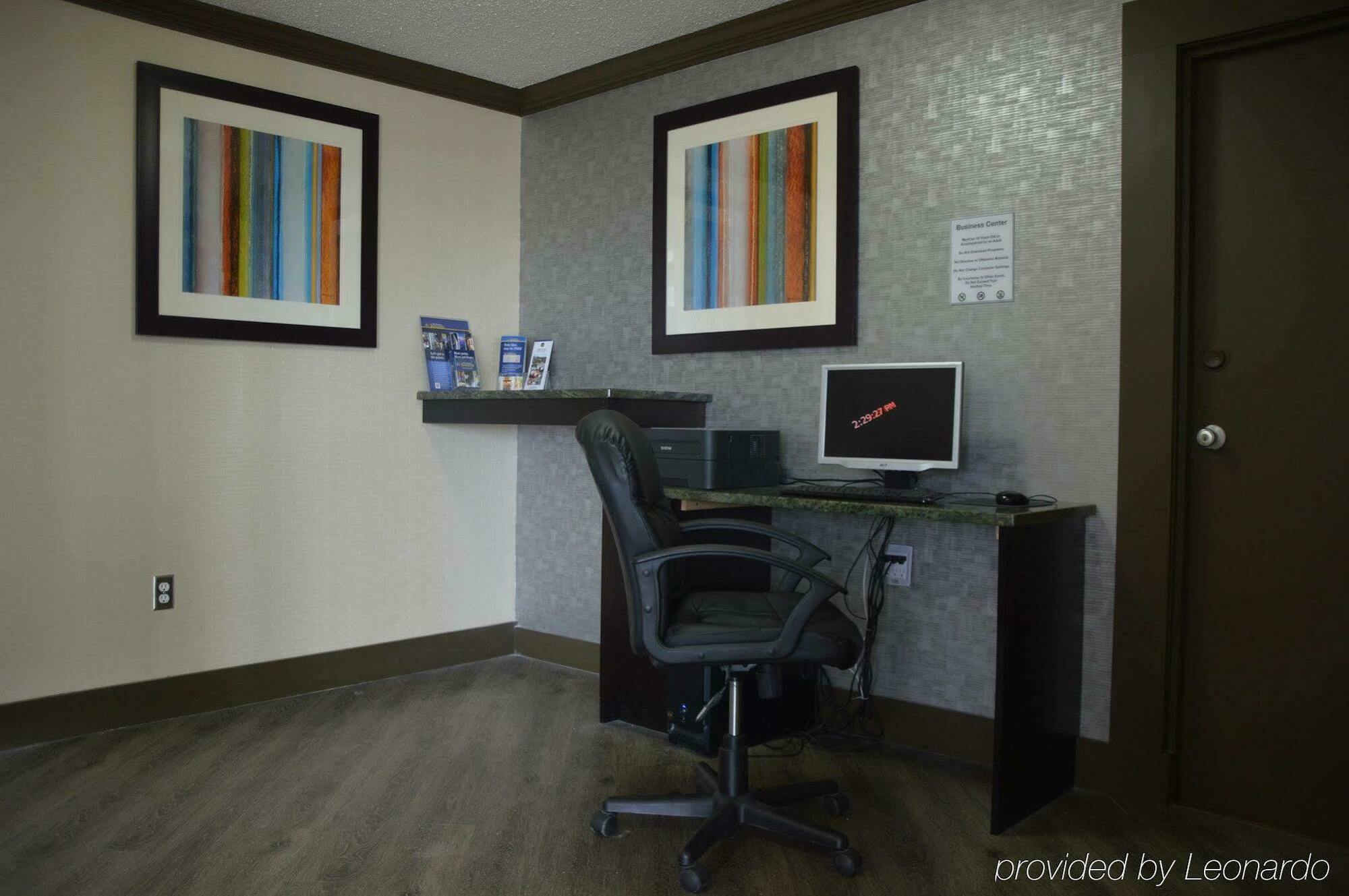 Best Western Greenville Airport Exterior photo